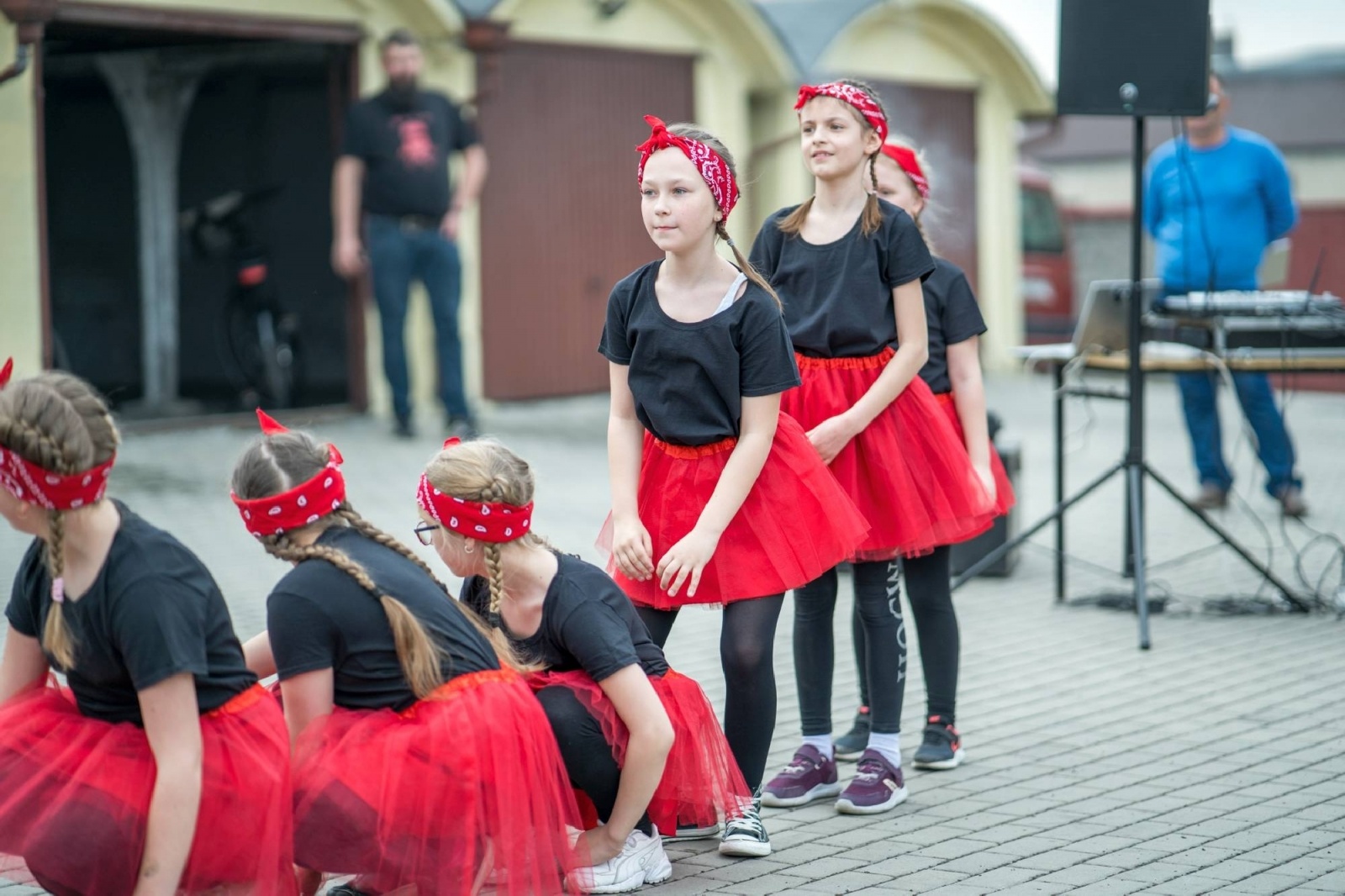 Zdjęcie w galerii na portalu naszraciborz.pl: Majówka na farskim placu w Krzanowicach [FOTO] wiadomości z regionu