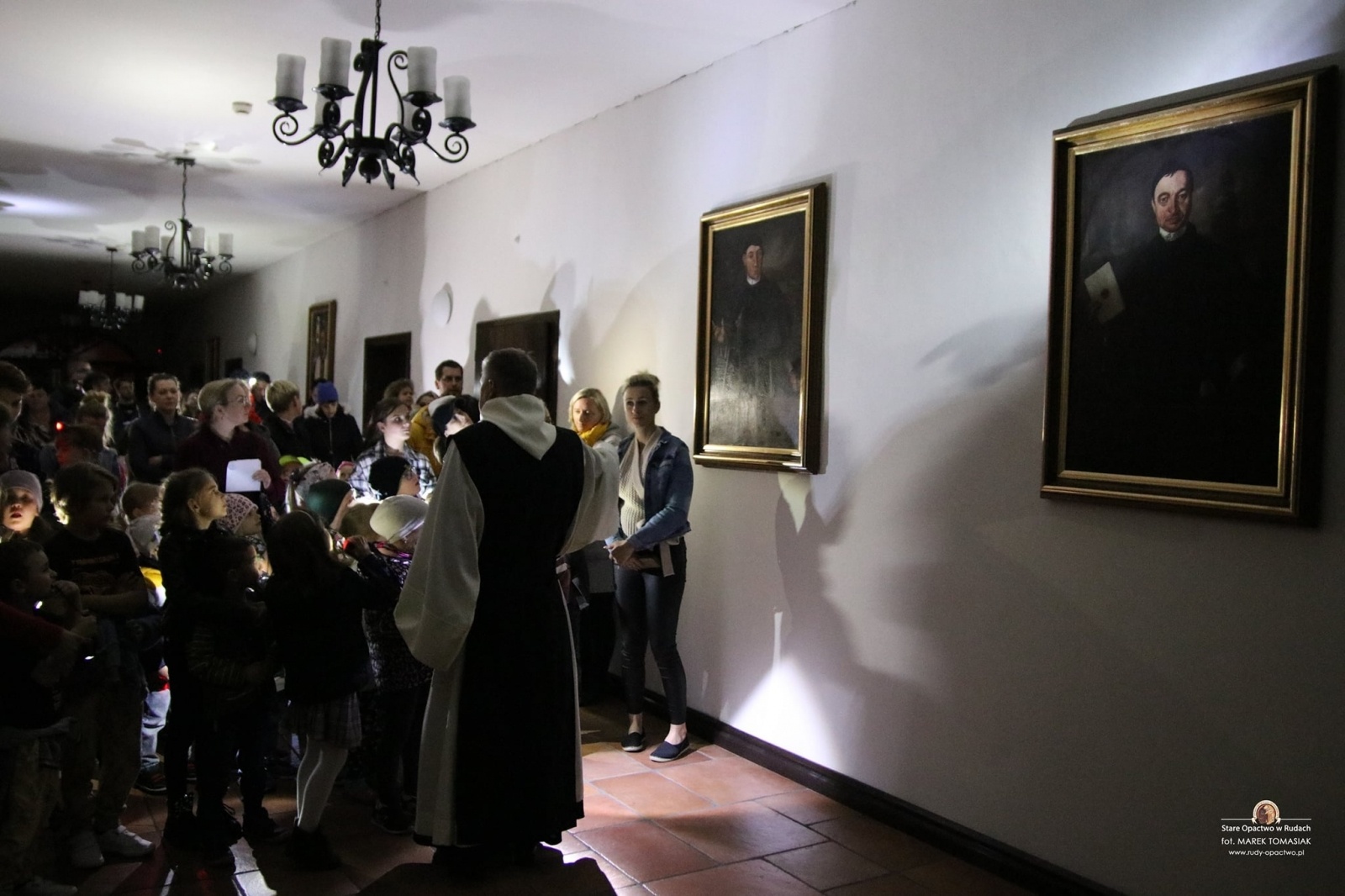 Zdjęcie w galerii na portalu naszraciborz.pl: Dreszczyk emocji i tajemnice. Nocne szukanie skarbu w Rudach wiadomości z regionu