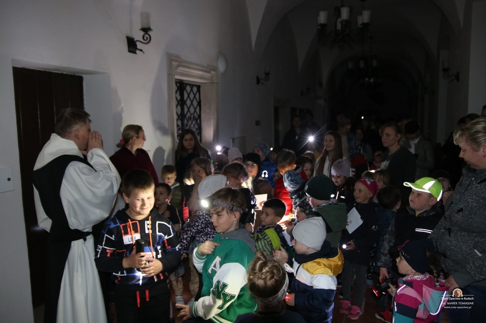 Zdjęcie w galerii na portalu naszraciborz.pl: Dreszczyk emocji i tajemnice. Nocne szukanie skarbu w Rudach wiadomości z regionu