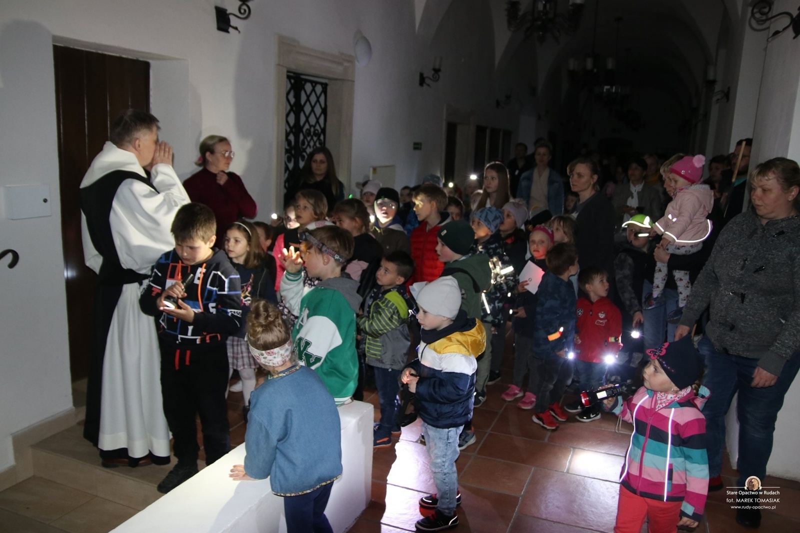 Zdjęcie w galerii na portalu naszraciborz.pl: Dreszczyk emocji i tajemnice. Nocne szukanie skarbu w Rudach wiadomości z regionu