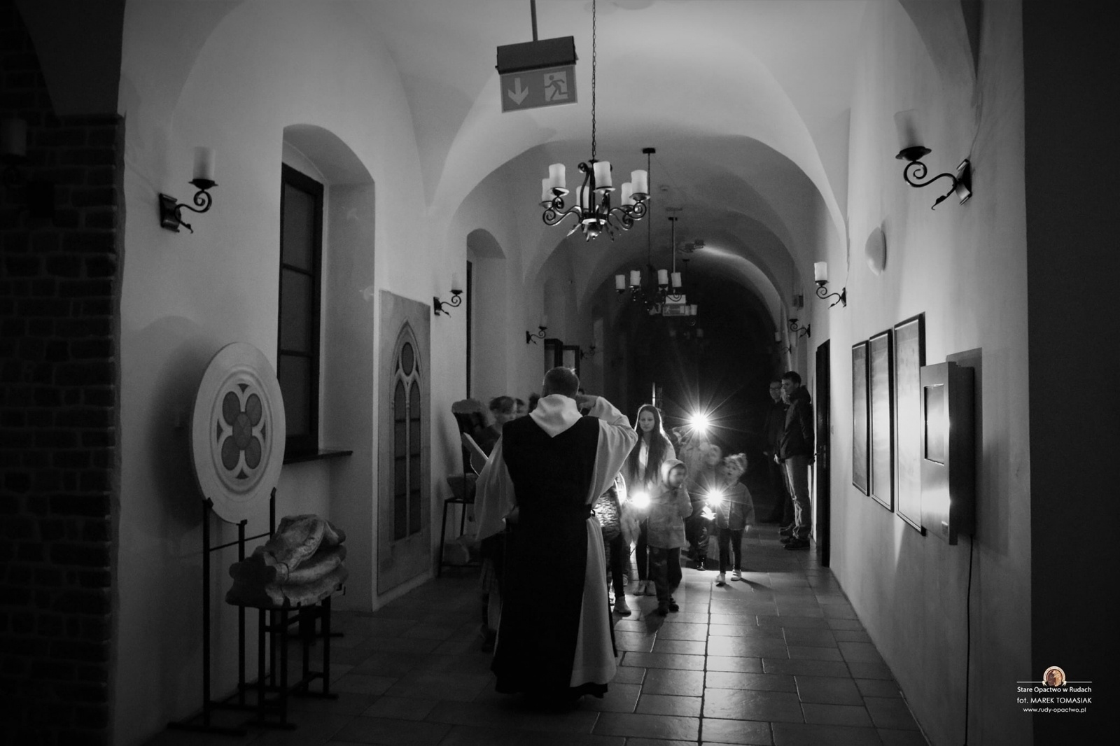 Zdjęcie w galerii na portalu naszraciborz.pl: Dreszczyk emocji i tajemnice. Nocne szukanie skarbu w Rudach wiadomości z regionu