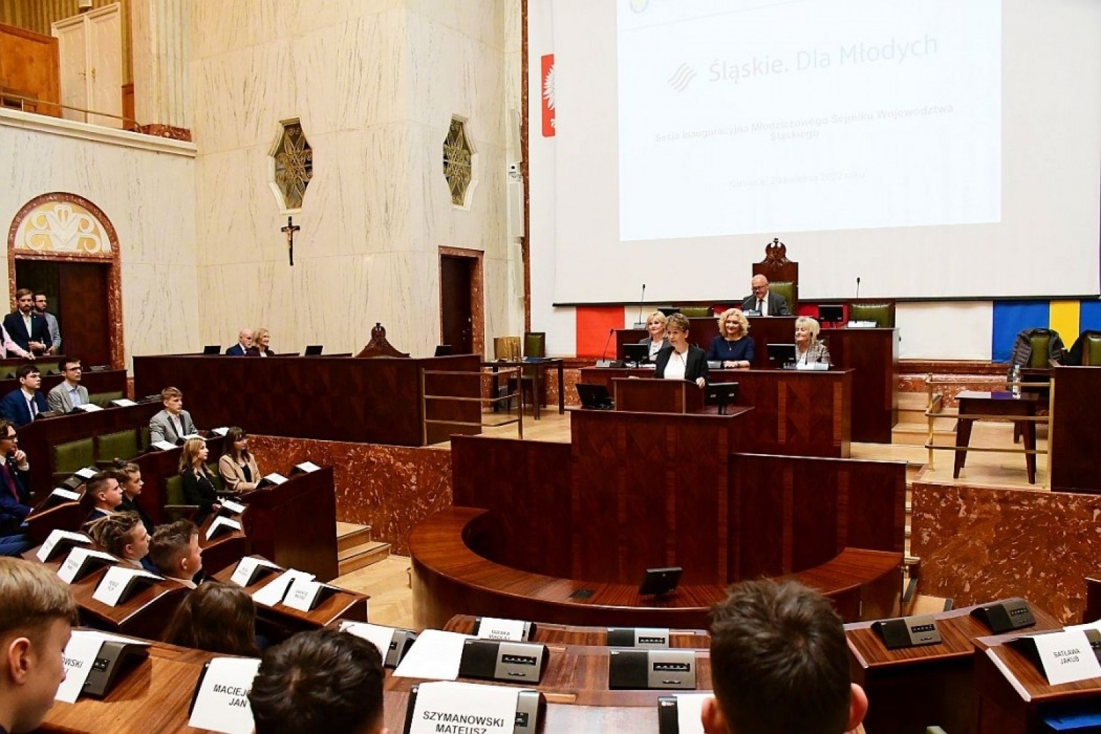 Zdjęcie w galerii na portalu naszraciborz.pl: Młodzieżowy Sejmik Województwa Śląskiego rozpoczął kadencję wiadomości z regionu