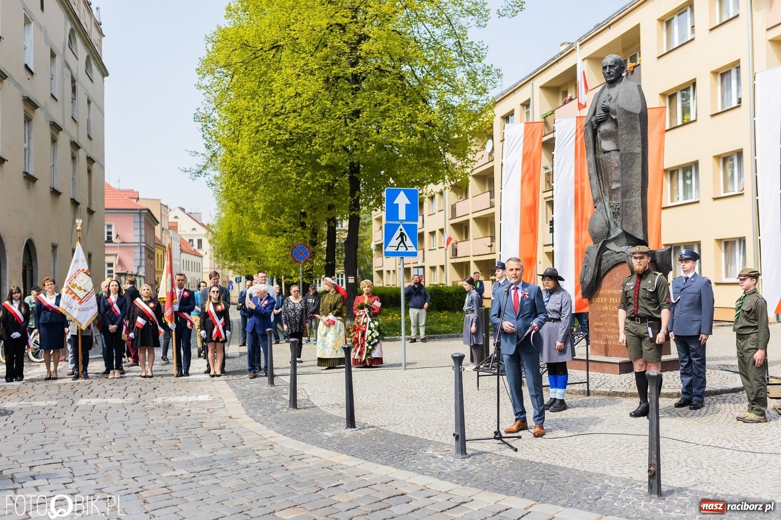 Zdjęcie w galerii na portalu naszraciborz.pl: Raciborskie obchody Święta Trzeciego Maja [FOTO i WIDEO] wiadomości z regionu