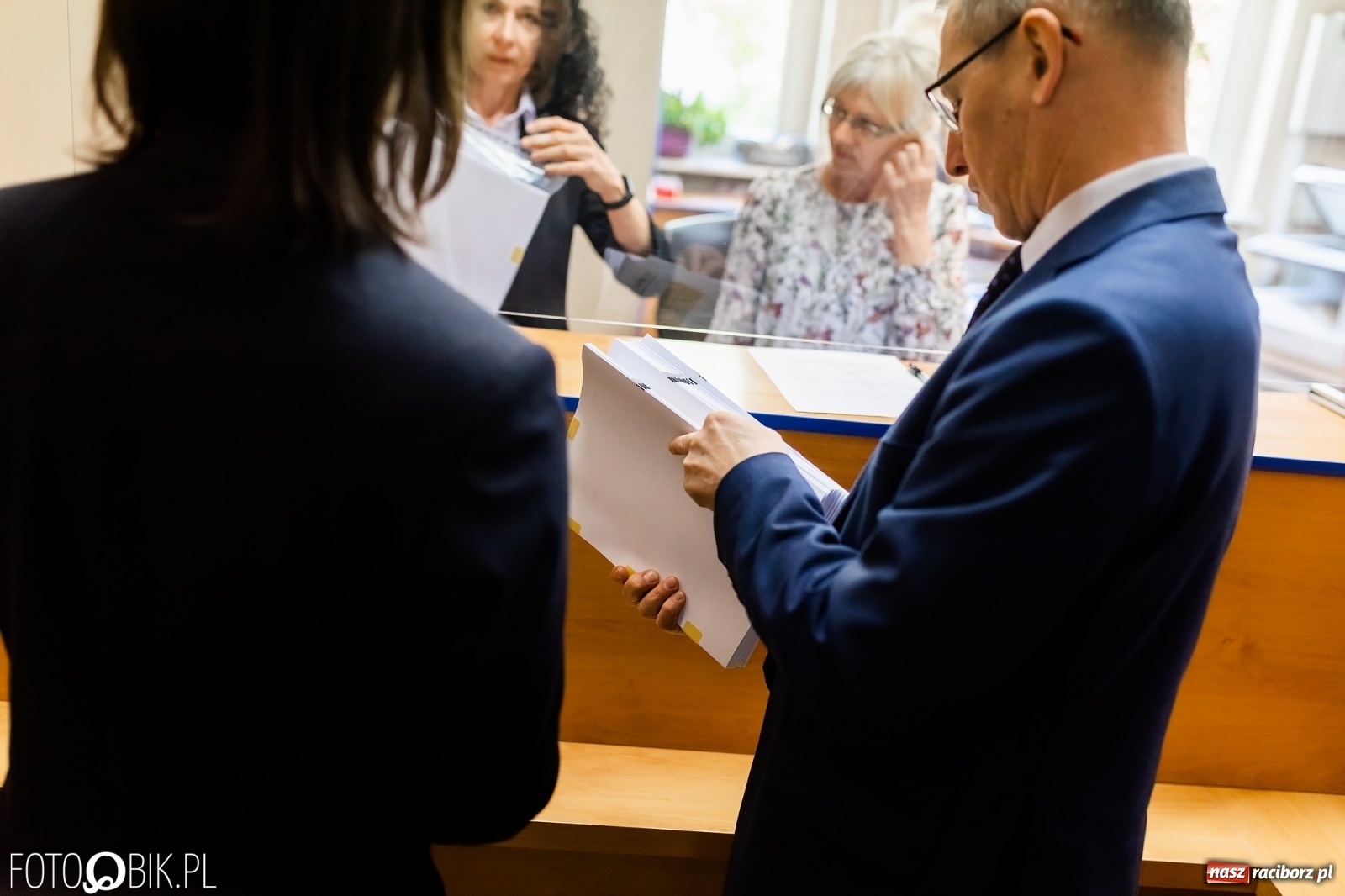 Zdjęcie w galerii na portalu naszraciborz.pl: Pomiędzy stresem i luzem. Dziś początek maturalnego maratonu [ZSO nr 1] wiadomości z regionu