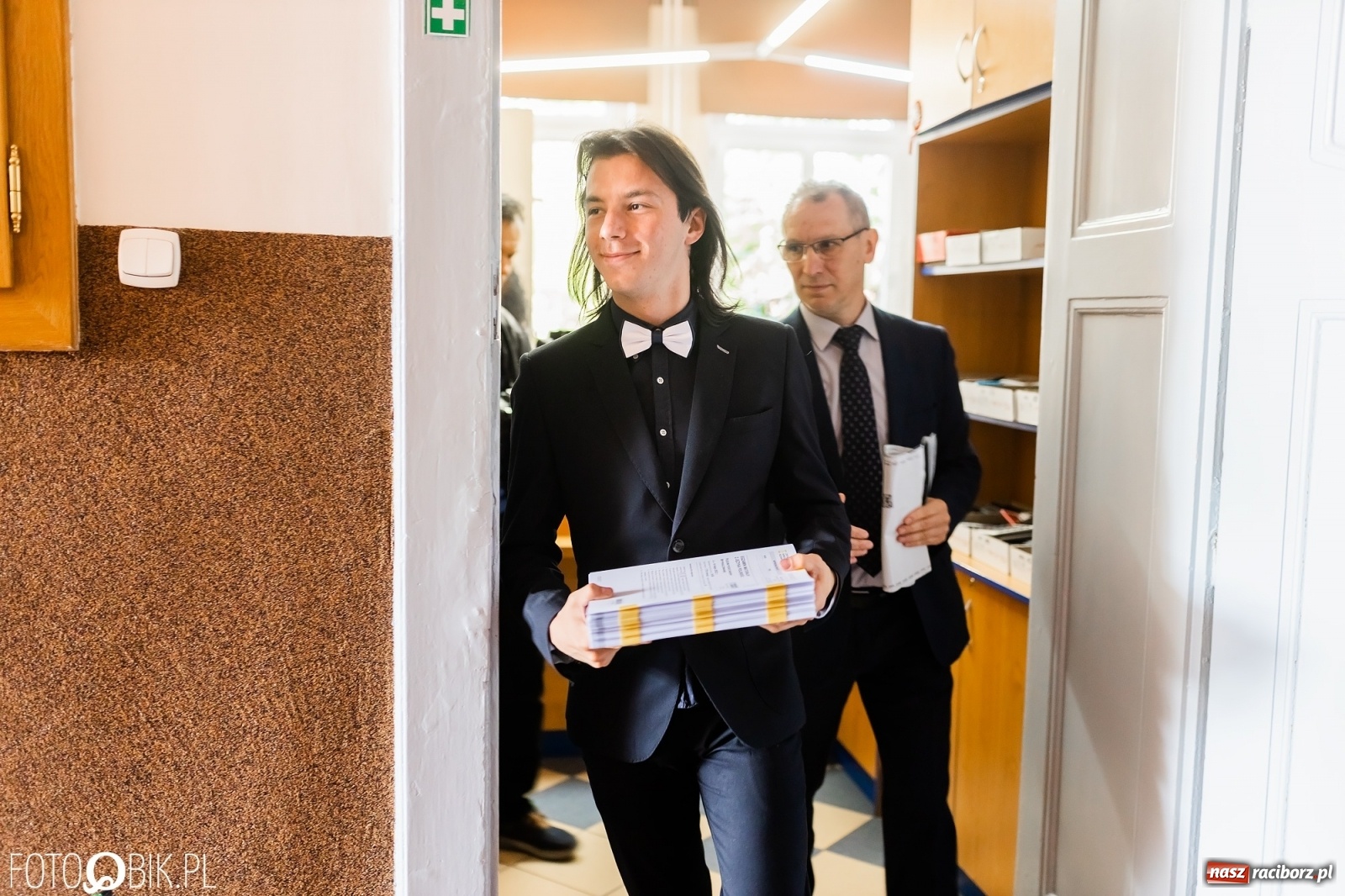 Zdjęcie w galerii na portalu naszraciborz.pl: Pomiędzy stresem i luzem. Dziś początek maturalnego maratonu [ZSO nr 1] wiadomości z regionu