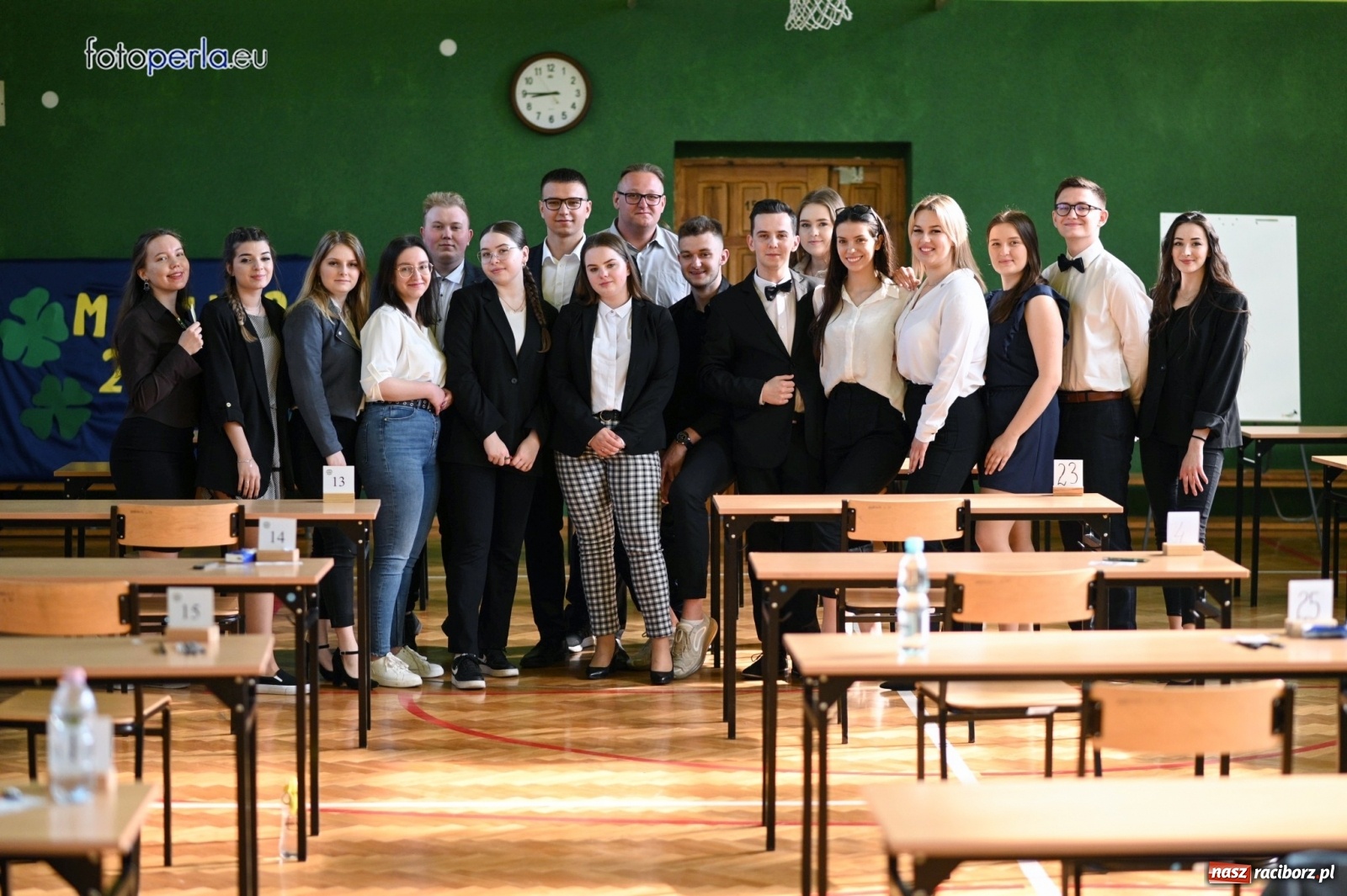 Zdjęcie w galerii na portalu naszraciborz.pl: Pan Tadeusz, Noce i dnie oraz Najkrótsza definicja życia na maturze z polskiego [FOTO z EKONOMIKA] wiadomości z regionu