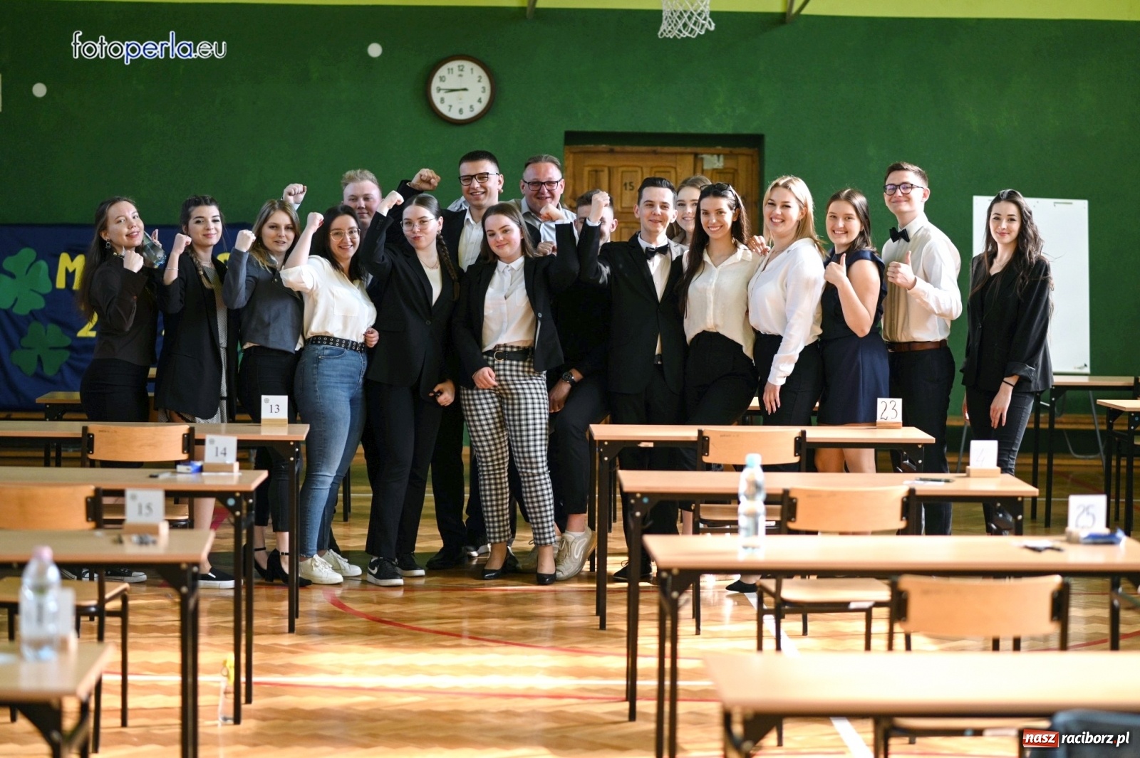Zdjęcie w galerii na portalu naszraciborz.pl: Pan Tadeusz, Noce i dnie oraz Najkrótsza definicja życia na maturze z polskiego [FOTO z EKONOMIKA] wiadomości z regionu