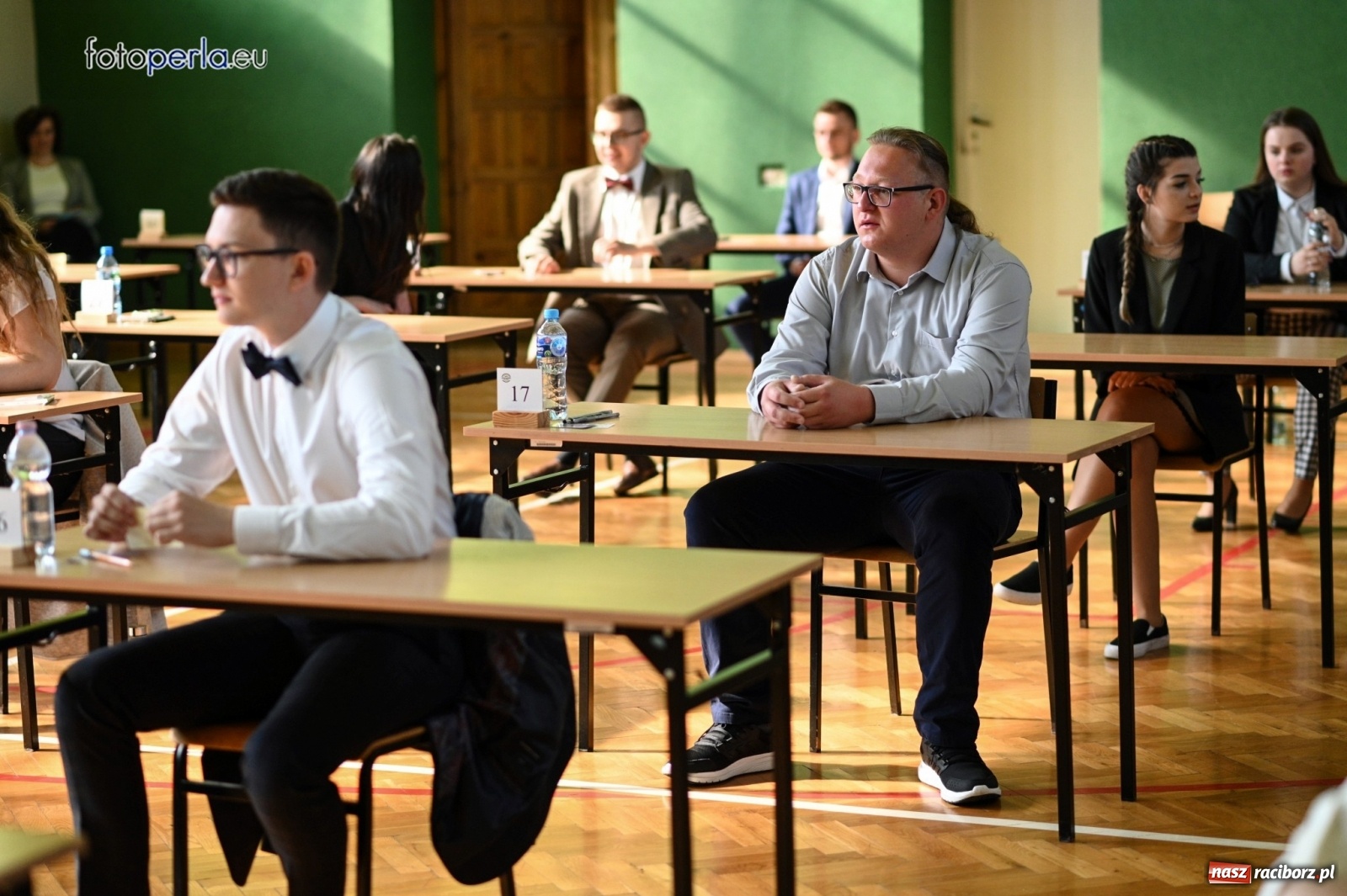 Zdjęcie w galerii na portalu naszraciborz.pl: Pan Tadeusz, Noce i dnie oraz Najkrótsza definicja życia na maturze z polskiego [FOTO z EKONOMIKA] wiadomości z regionu