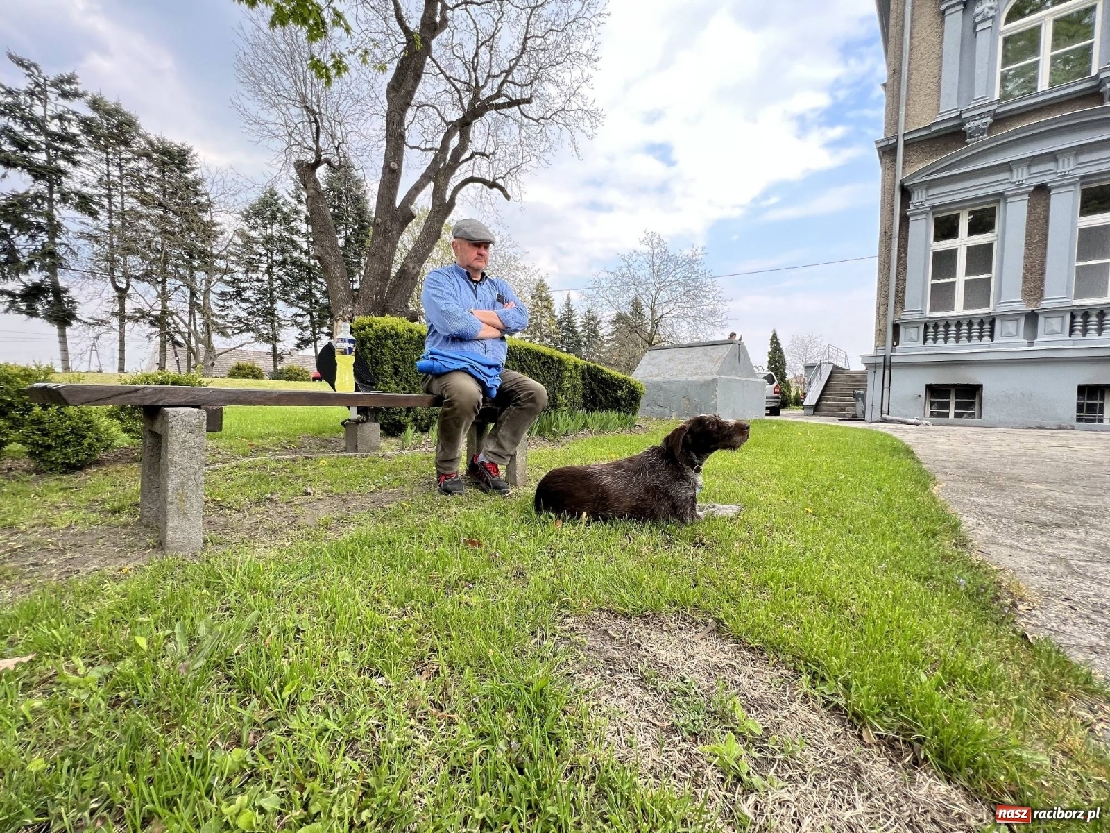 Zdjęcie w galerii na portalu naszraciborz.pl: Pradawnym zwyczajem ojców w Pogrzebieniu wyruszyła procesja na św. Floriana wiadomości z regionu