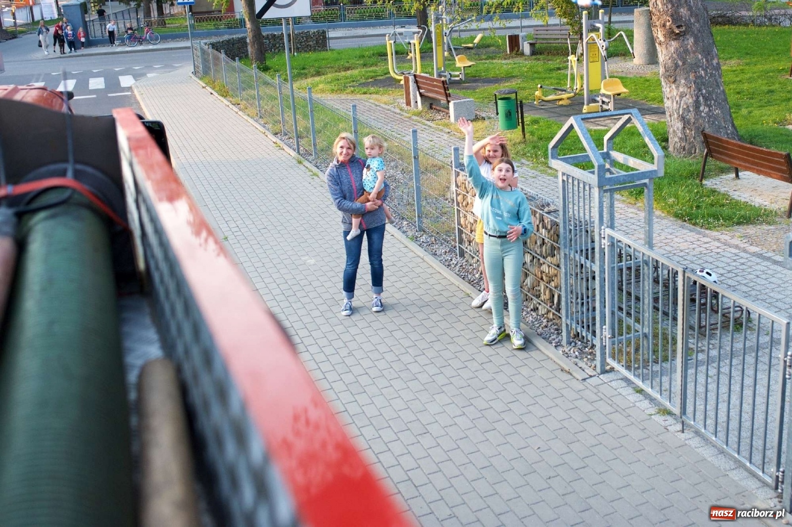 Zdjęcie w galerii na portalu naszraciborz.pl: Tworków pełen uśmiechu, czyli słodkie wspomnienie św. Floriana wiadomości z regionu