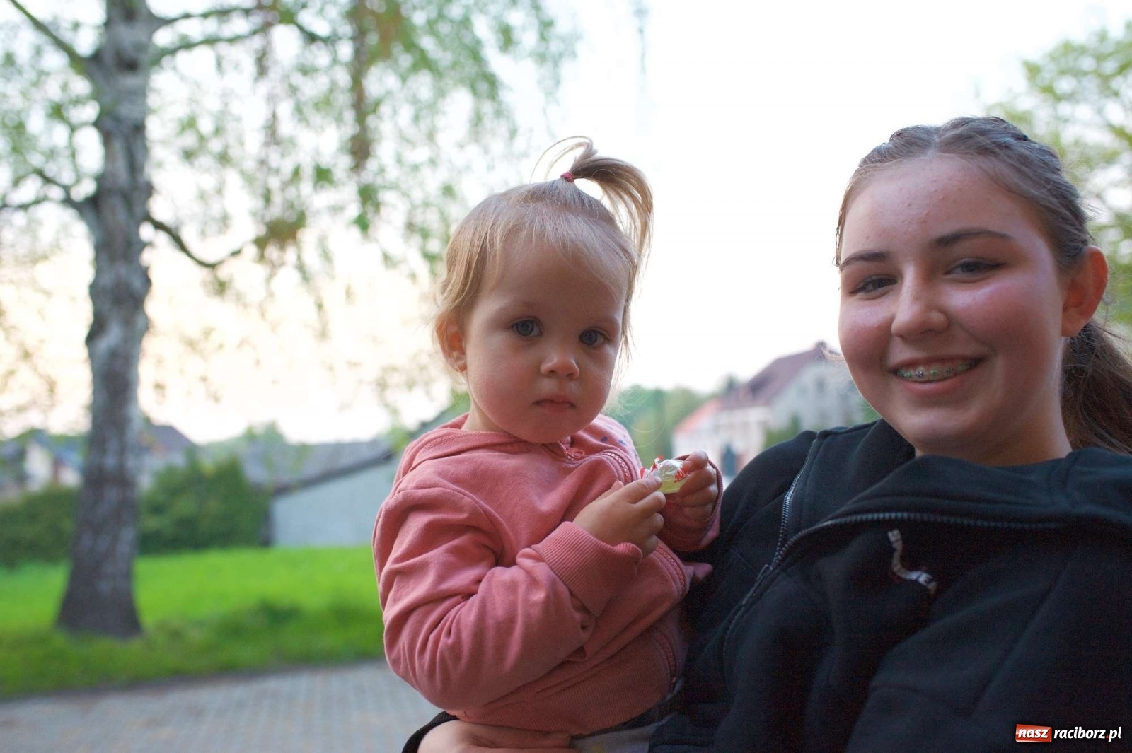 Zdjęcie w galerii na portalu naszraciborz.pl: Tworków pełen uśmiechu, czyli słodkie wspomnienie św. Floriana wiadomości z regionu