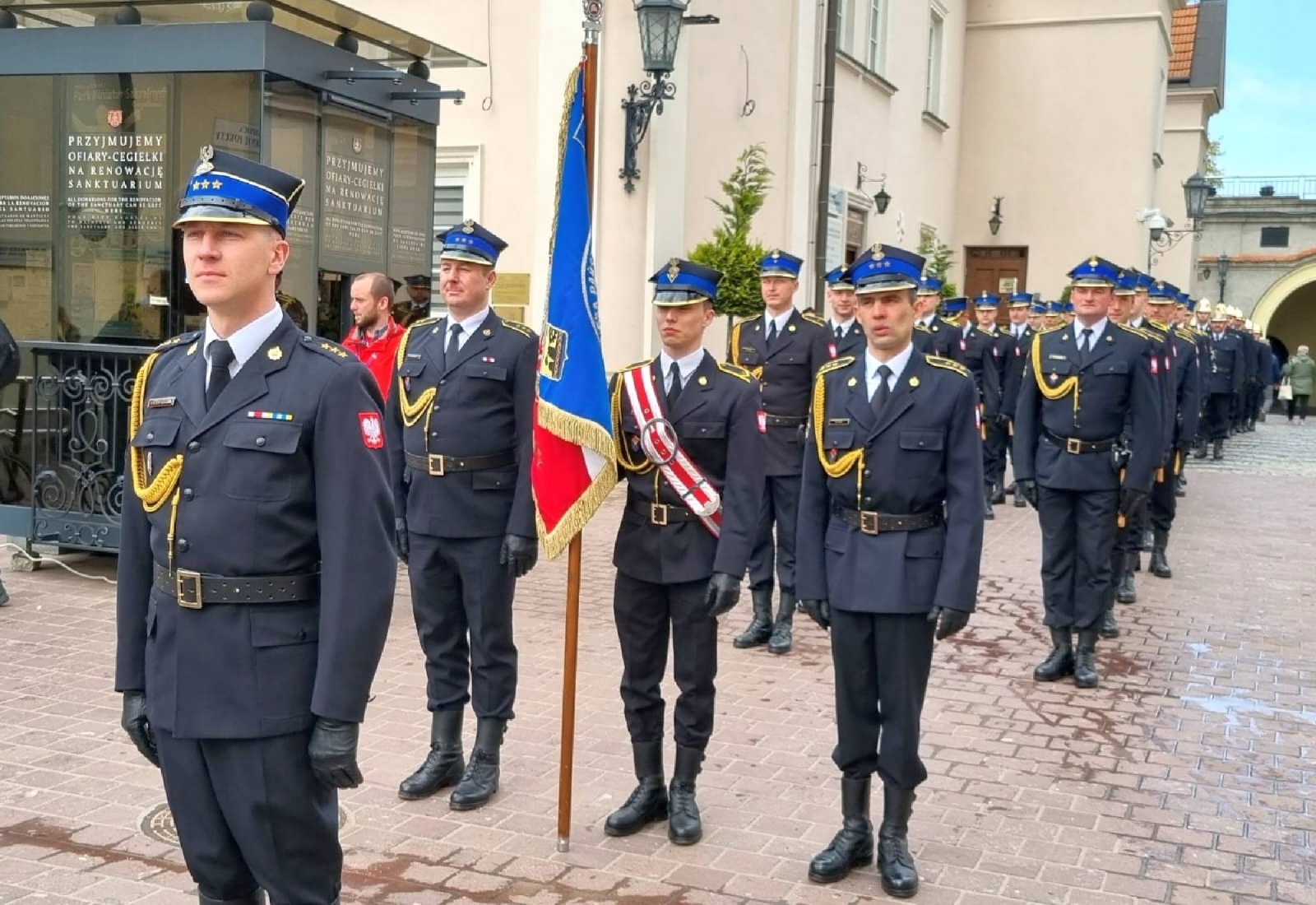 Zdjęcie w galerii na portalu naszraciborz.pl: Strażackie święto na Jasnej Górze z udziałem strażaków z naszego regionu wiadomości z regionu