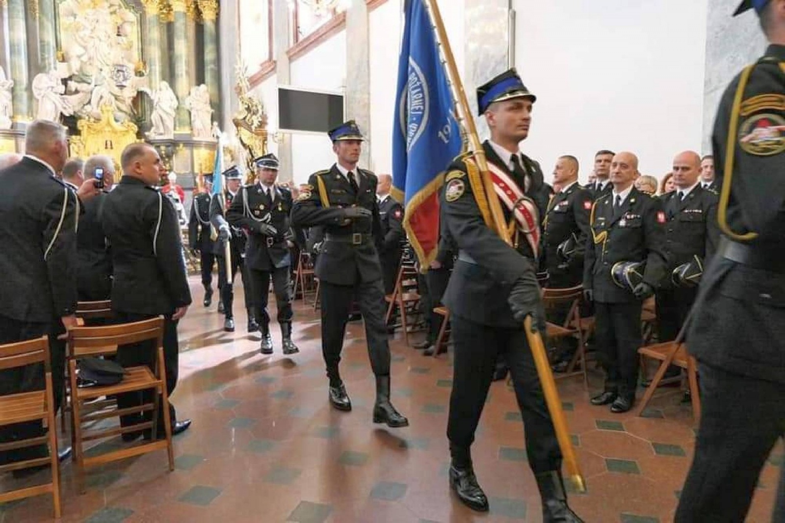 Zdjęcie w galerii na portalu naszraciborz.pl: Strażackie święto na Jasnej Górze z udziałem strażaków z naszego regionu wiadomości z regionu