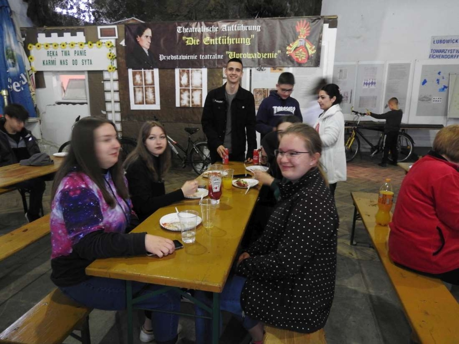 Zdjęcie w galerii na portalu naszraciborz.pl: Popisowy śląski obiad dla gości z Ukrainy wiadomości z regionu