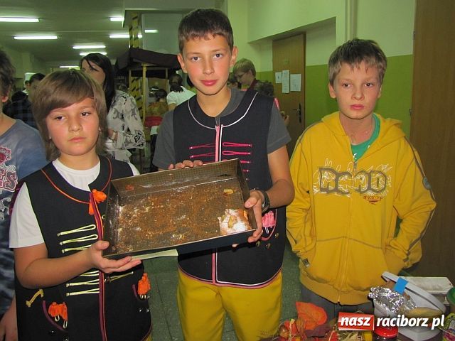 Zdjęcie w galerii na portalu naszraciborz.pl: Zdrowo i smakowicie w SP1 wiadomości z regionu