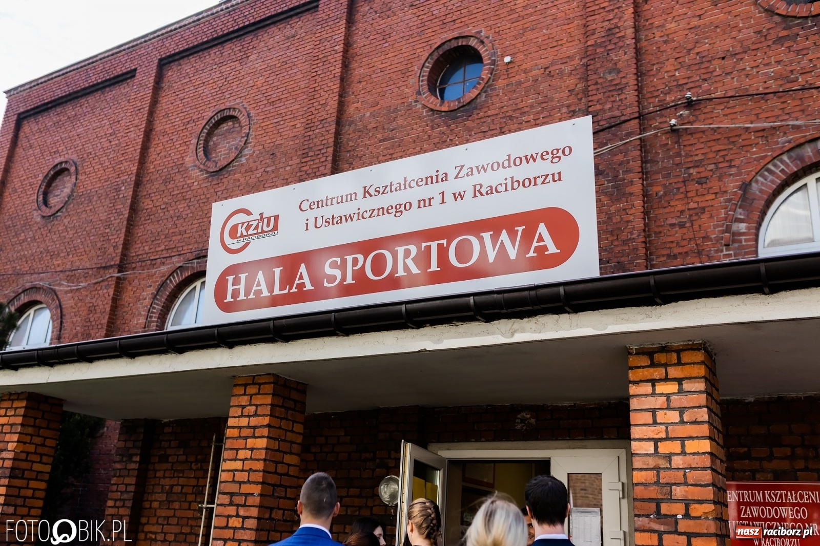 Zdjęcie w galerii na portalu naszraciborz.pl: Dla maturzystów to chwila prawdy. Dziś egzamin z matematyki [CKZiU nr 1] wiadomości z regionu