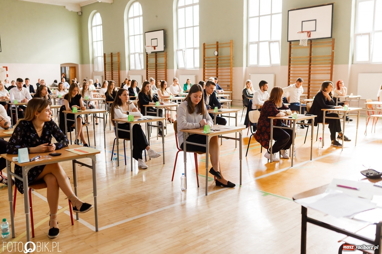 Zdjęcie w galerii na portalu naszraciborz.pl: Dla maturzystów to chwila prawdy. Dziś egzamin z matematyki [CKZiU nr 1] wiadomości z regionu