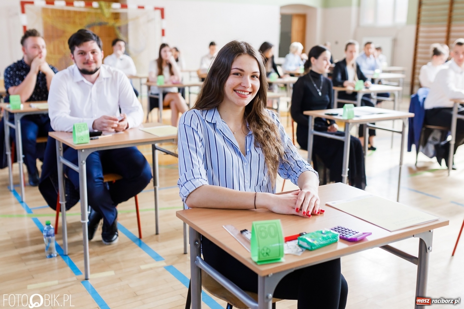 Zdjęcie w galerii na portalu naszraciborz.pl: Dla maturzystów to chwila prawdy. Dziś egzamin z matematyki [CKZiU nr 1] wiadomości z regionu