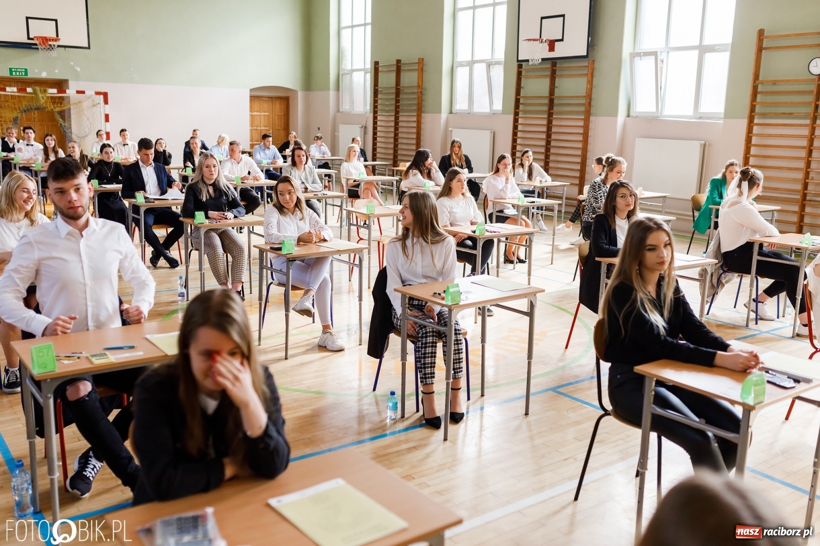 Zdjęcie w galerii na portalu naszraciborz.pl: Dla maturzystów to chwila prawdy. Dziś egzamin z matematyki [CKZiU nr 1] wiadomości z regionu