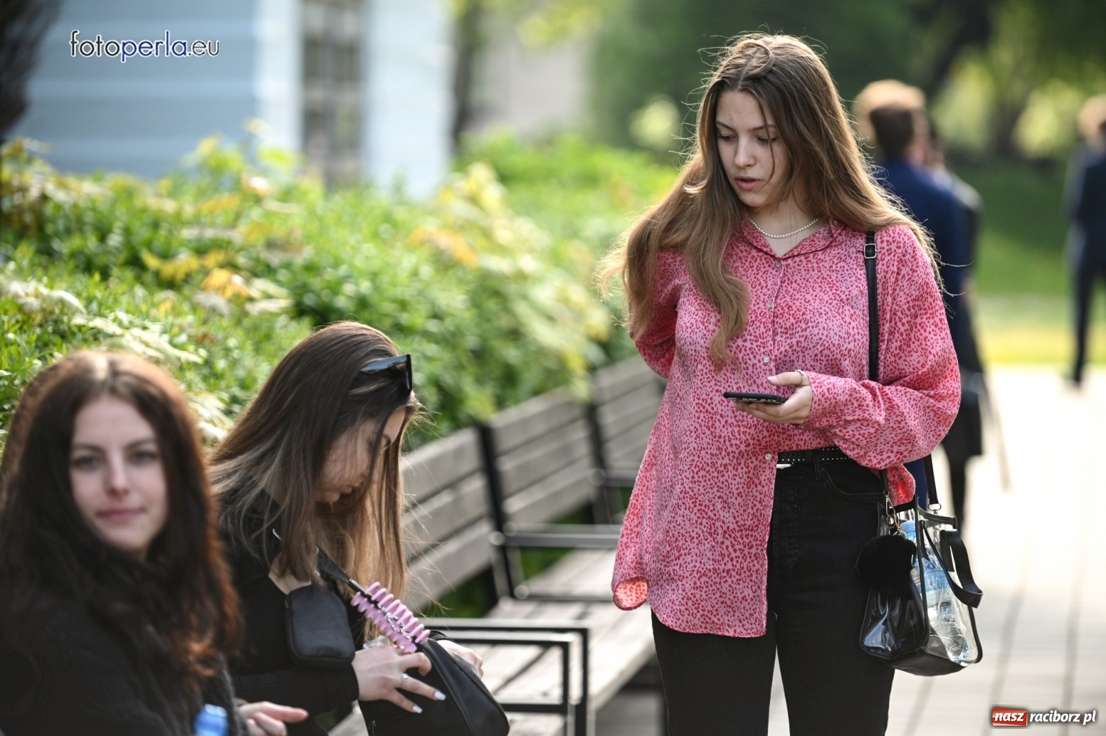 Zdjęcie w galerii na portalu naszraciborz.pl: Humory rankiem dopisywały [matura w II LO] wiadomości z regionu