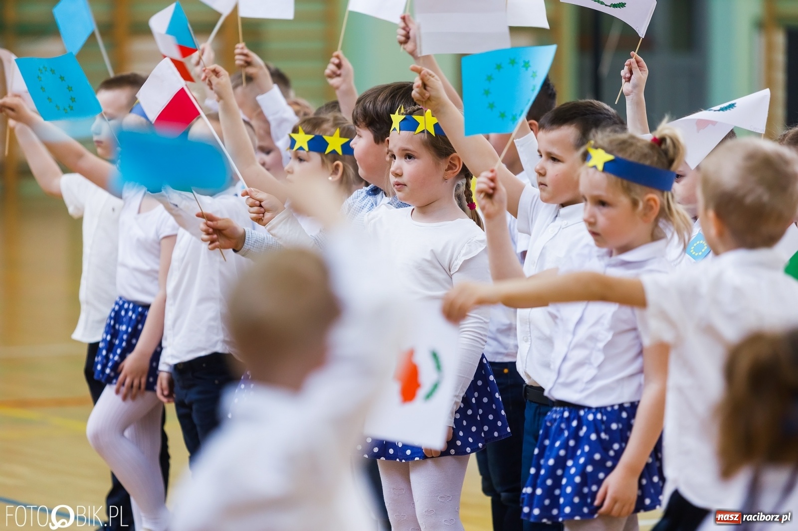 Zdjęcie w galerii na portalu naszraciborz.pl: Festiwal Twórczości Dziecięcej w Arenie Rafako wiadomości z regionu