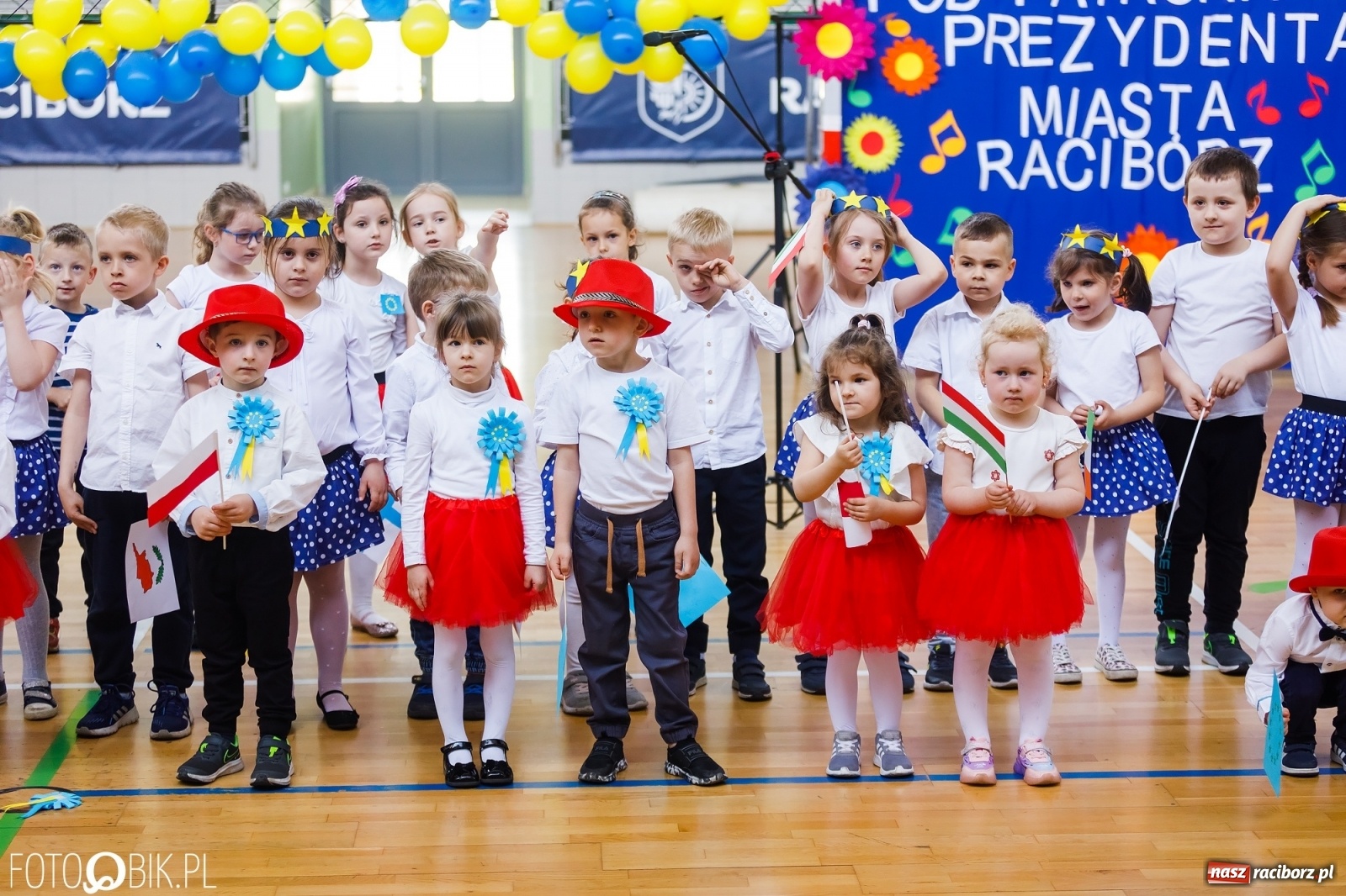 Zdjęcie w galerii na portalu naszraciborz.pl: Festiwal Twórczości Dziecięcej w Arenie Rafako wiadomości z regionu