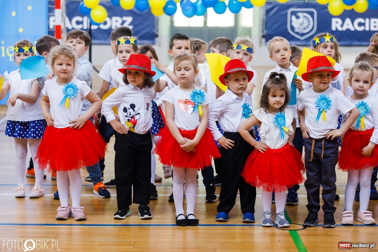 Zdjęcie w galerii na portalu naszraciborz.pl: Festiwal Twórczości Dziecięcej w Arenie Rafako wiadomości z regionu