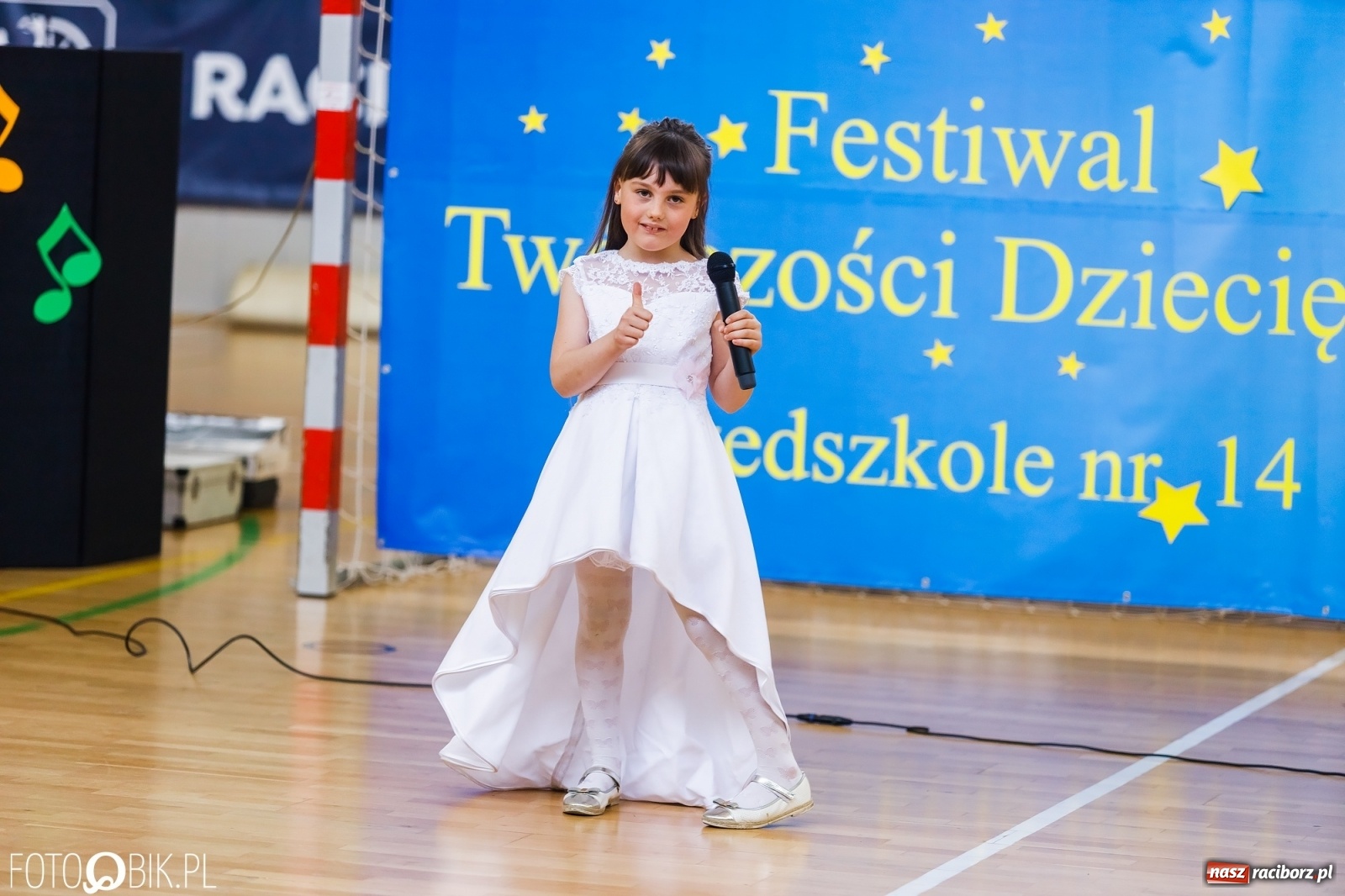 Zdjęcie w galerii na portalu naszraciborz.pl: Festiwal Twórczości Dziecięcej w Arenie Rafako wiadomości z regionu