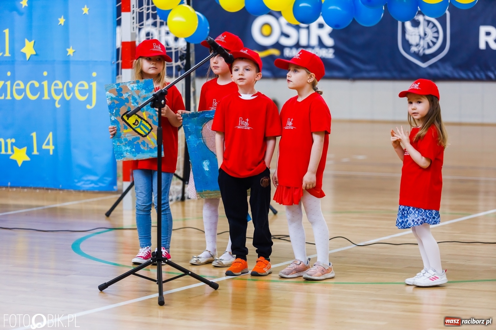 Zdjęcie w galerii na portalu naszraciborz.pl: Festiwal Twórczości Dziecięcej w Arenie Rafako wiadomości z regionu