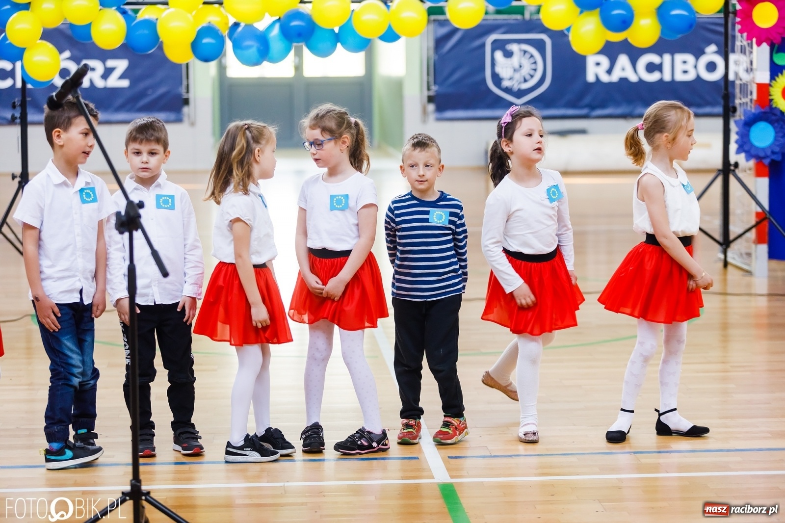 Zdjęcie w galerii na portalu naszraciborz.pl: Festiwal Twórczości Dziecięcej w Arenie Rafako wiadomości z regionu