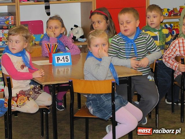 Zdjęcie w galerii na portalu naszraciborz.pl: Bajkowo i kolorowo w P 15 wiadomości z regionu