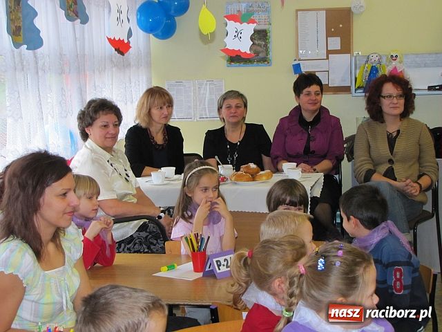 Zdjęcie w galerii na portalu naszraciborz.pl: Bajkowo i kolorowo w P 15 wiadomości z regionu