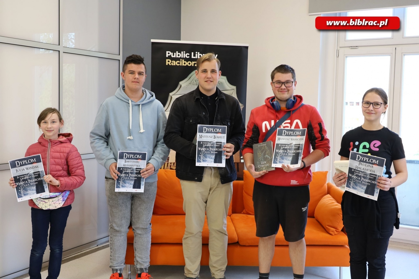 Zdjęcie w galerii na portalu naszraciborz.pl: Mateusz Waniczek najlepszym znawcą prozy Tolkiena wiadomości z regionu