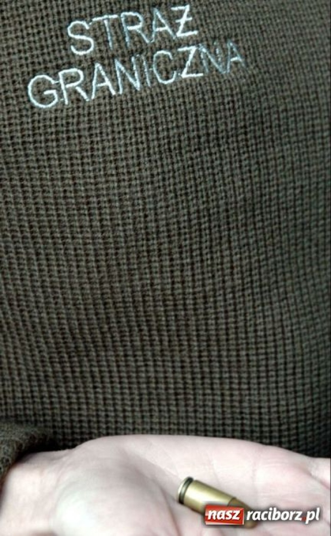 Zdjęcie w galerii na portalu naszraciborz.pl: Nabój w bagażu Polki wiadomości z regionu