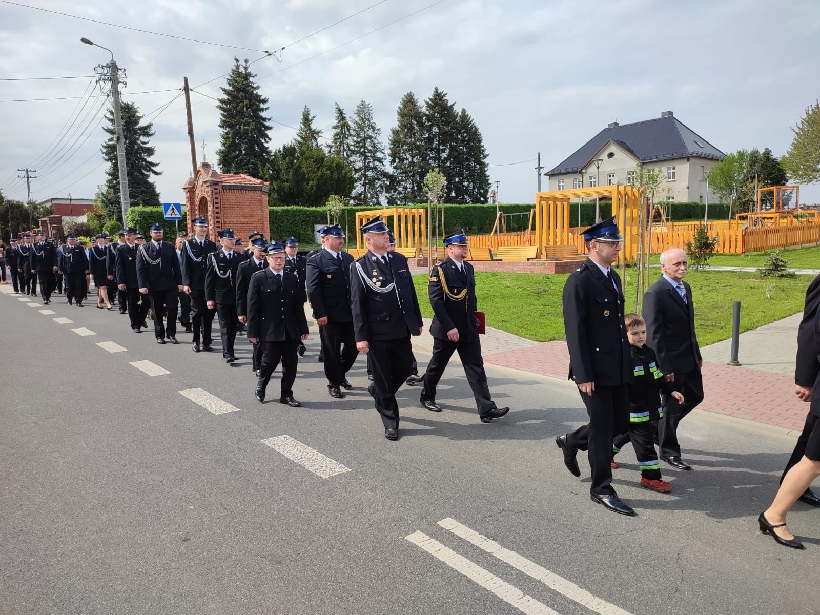 Zdjęcie w galerii na portalu naszraciborz.pl: Strażacki capstrzyk i poświęcenie wozu w Bieńkowicach wiadomości z regionu