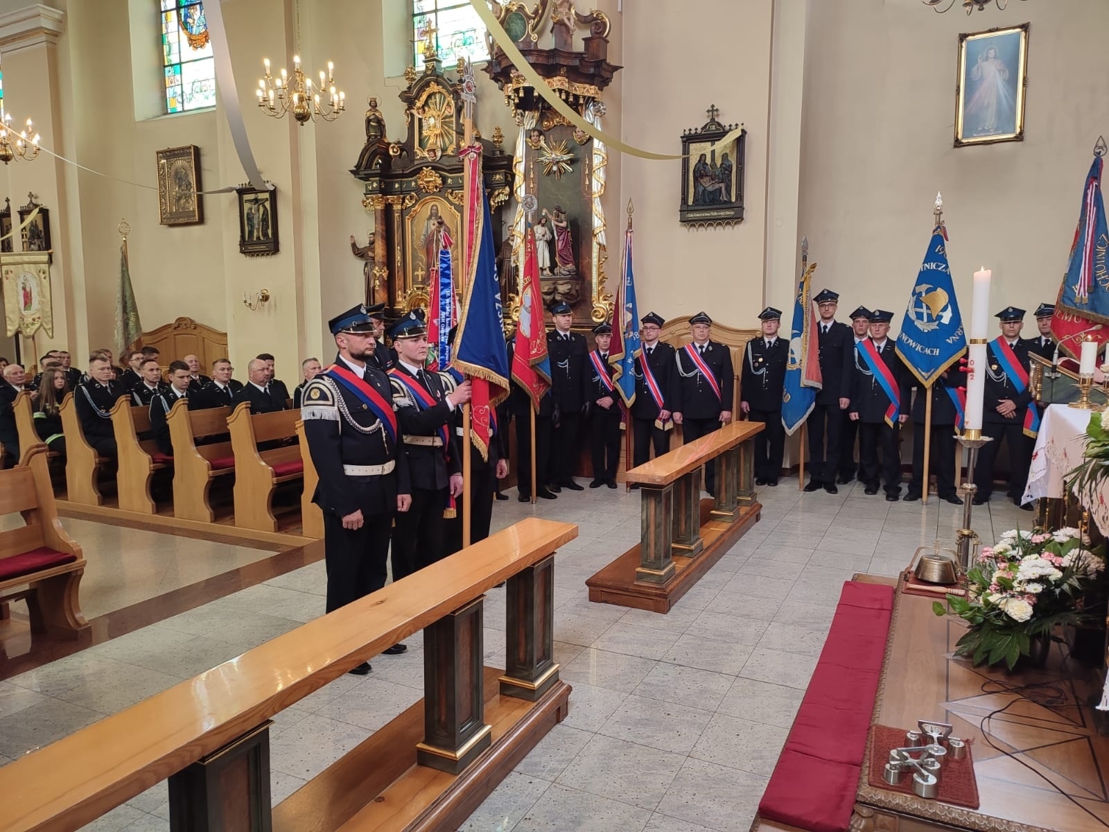 Zdjęcie w galerii na portalu naszraciborz.pl: Strażacki capstrzyk i poświęcenie wozu w Bieńkowicach wiadomości z regionu