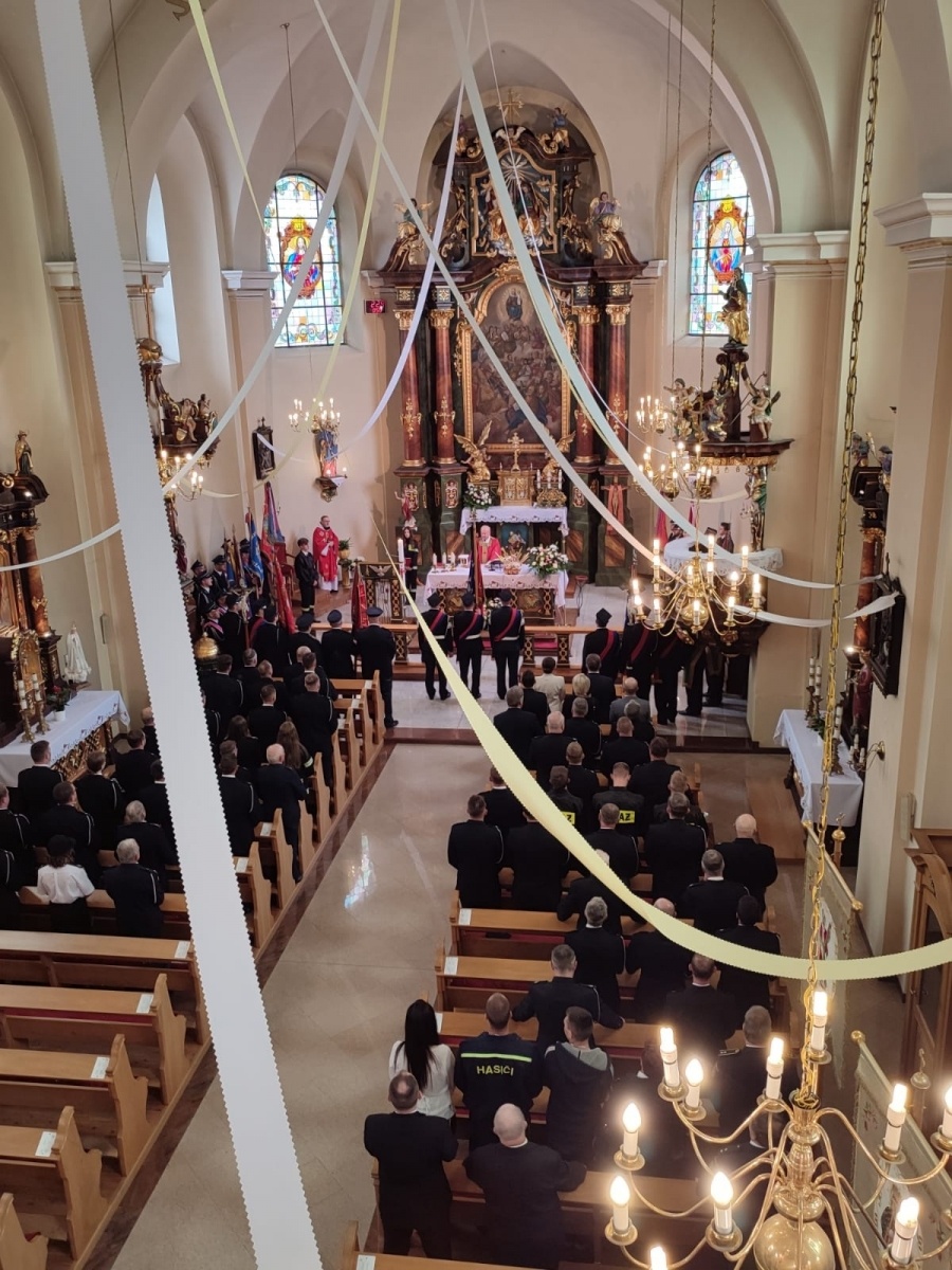 Zdjęcie w galerii na portalu naszraciborz.pl: Strażacki capstrzyk i poświęcenie wozu w Bieńkowicach wiadomości z regionu