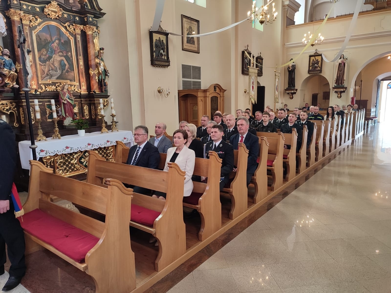 Zdjęcie w galerii na portalu naszraciborz.pl: Strażacki capstrzyk i poświęcenie wozu w Bieńkowicach wiadomości z regionu