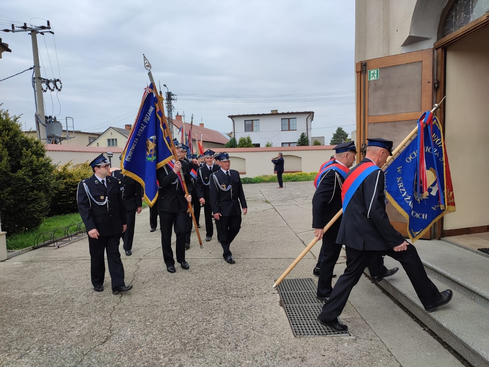 Zdjęcie w galerii na portalu naszraciborz.pl: Strażacki capstrzyk i poświęcenie wozu w Bieńkowicach wiadomości z regionu