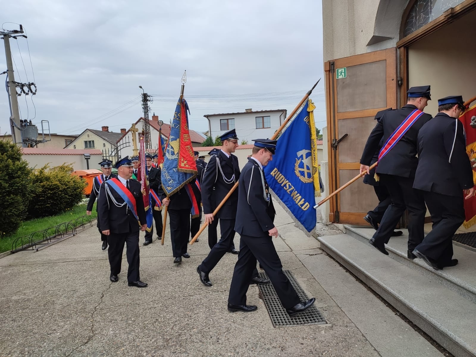 Zdjęcie w galerii na portalu naszraciborz.pl: Strażacki capstrzyk i poświęcenie wozu w Bieńkowicach wiadomości z regionu