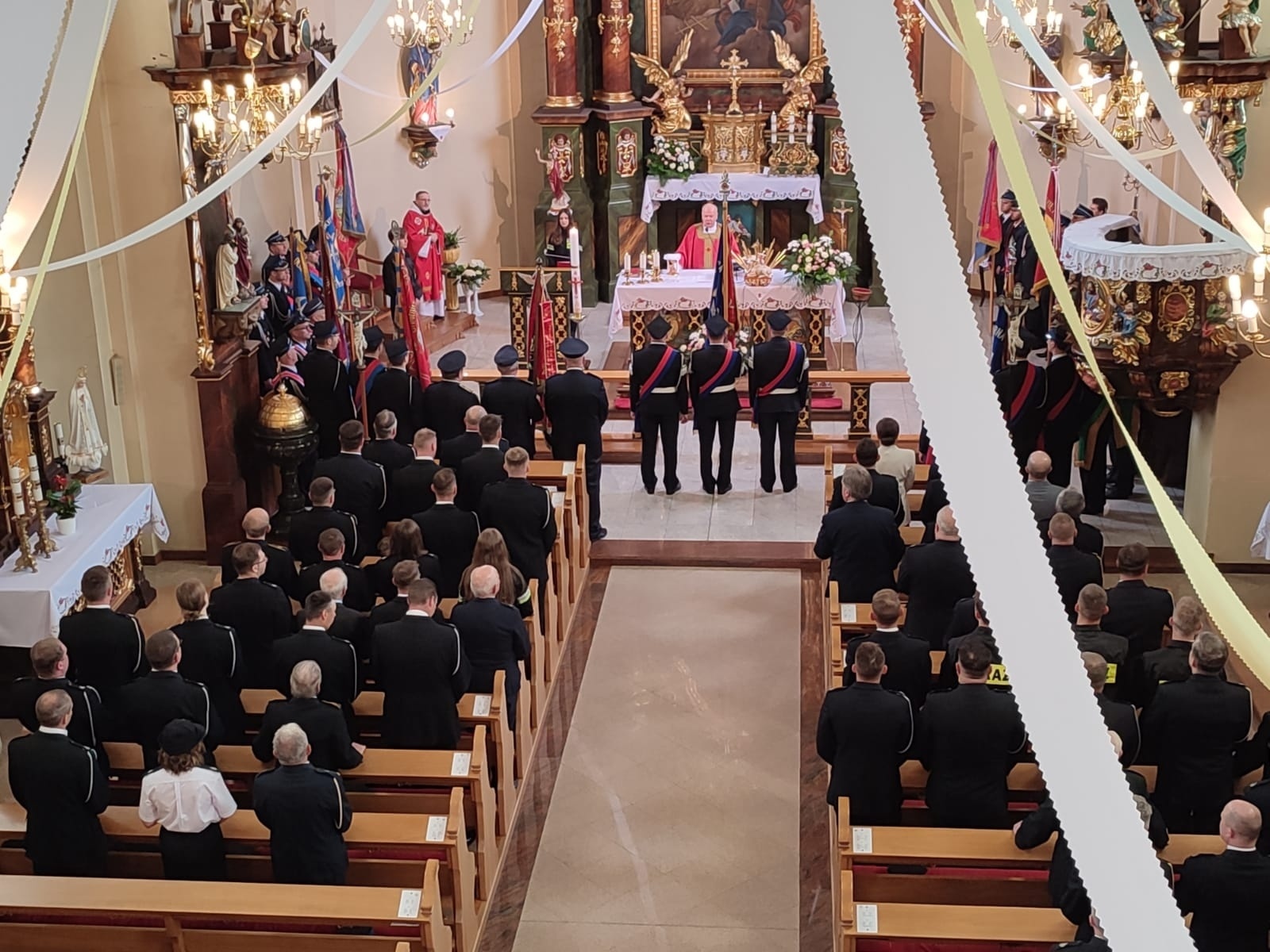 Zdjęcie w galerii na portalu naszraciborz.pl: Strażacki capstrzyk i poświęcenie wozu w Bieńkowicach wiadomości z regionu