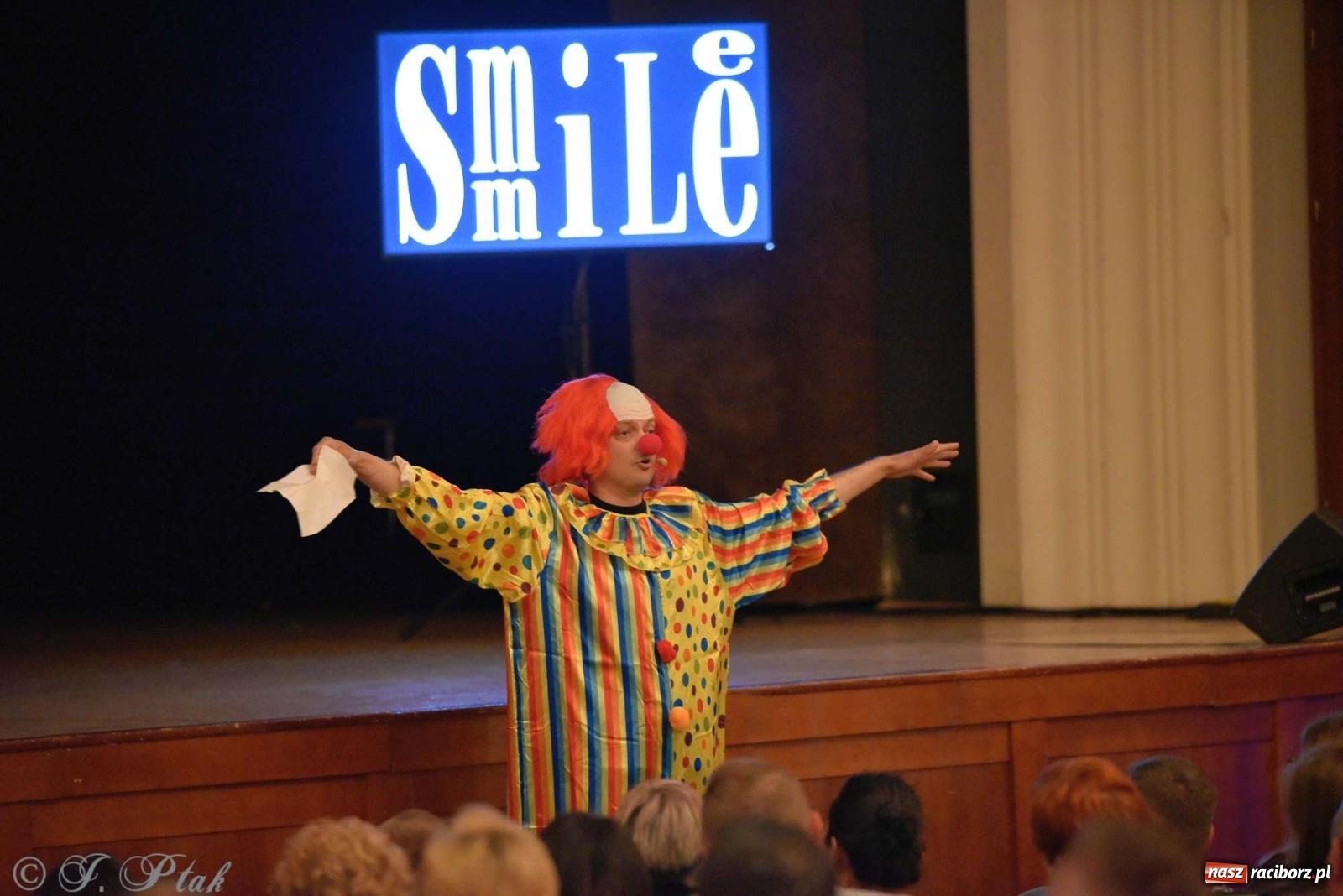 Zdjęcie w galerii na portalu naszraciborz.pl: Kabaret Smile z nowym programem w Raciborzu wiadomości z regionu