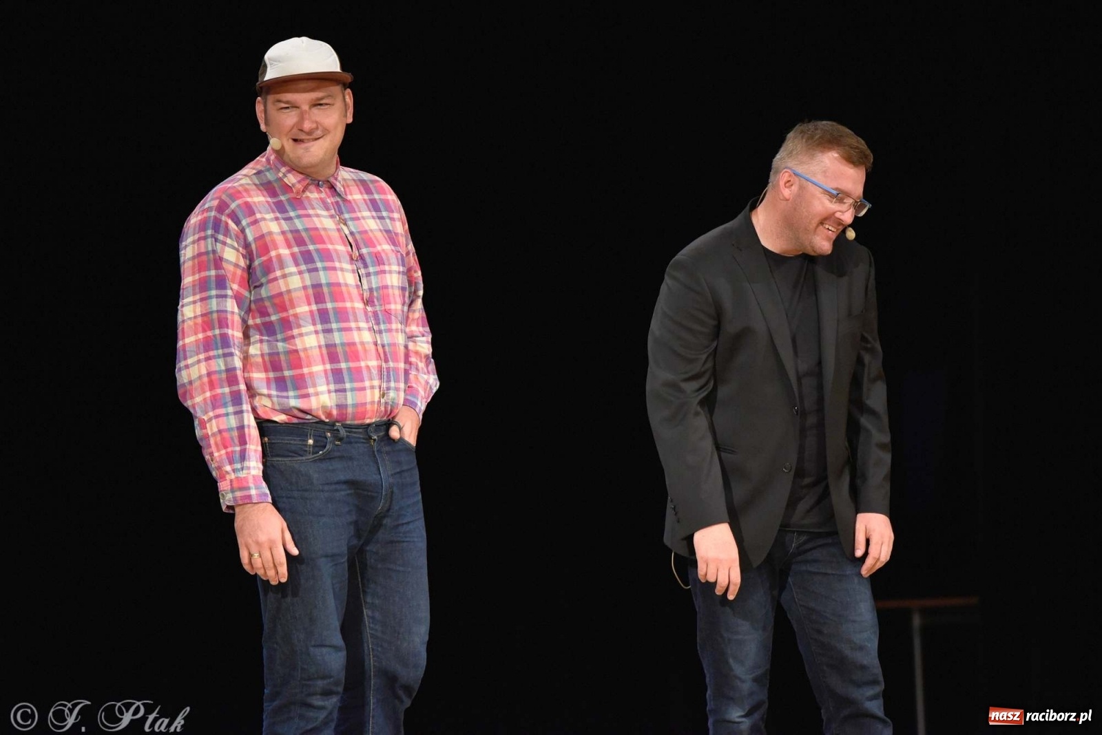 Zdjęcie w galerii na portalu naszraciborz.pl: Kabaret Smile z nowym programem w Raciborzu wiadomości z regionu