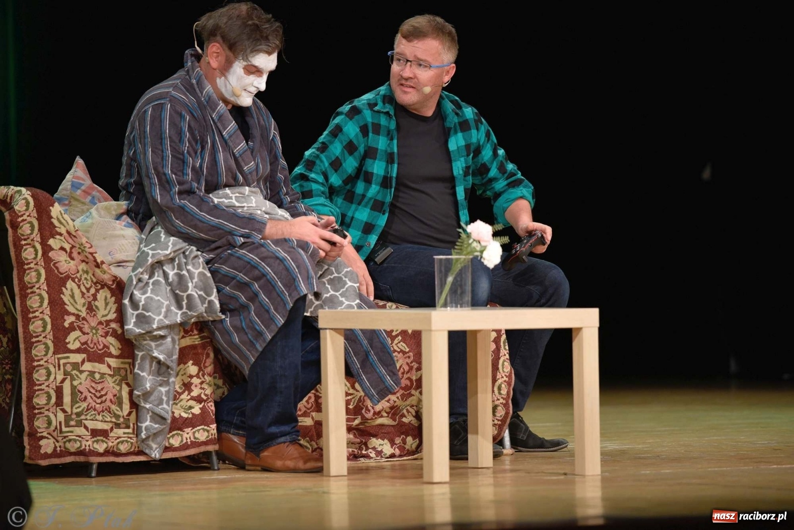 Zdjęcie w galerii na portalu naszraciborz.pl: Kabaret Smile z nowym programem w Raciborzu wiadomości z regionu