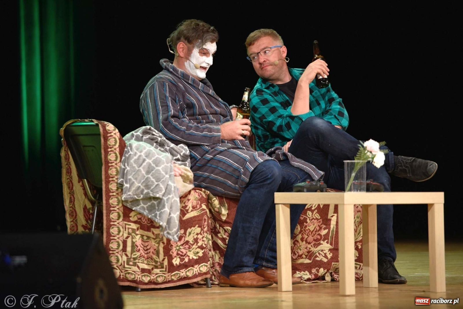 Zdjęcie w galerii na portalu naszraciborz.pl: Kabaret Smile z nowym programem w Raciborzu wiadomości z regionu