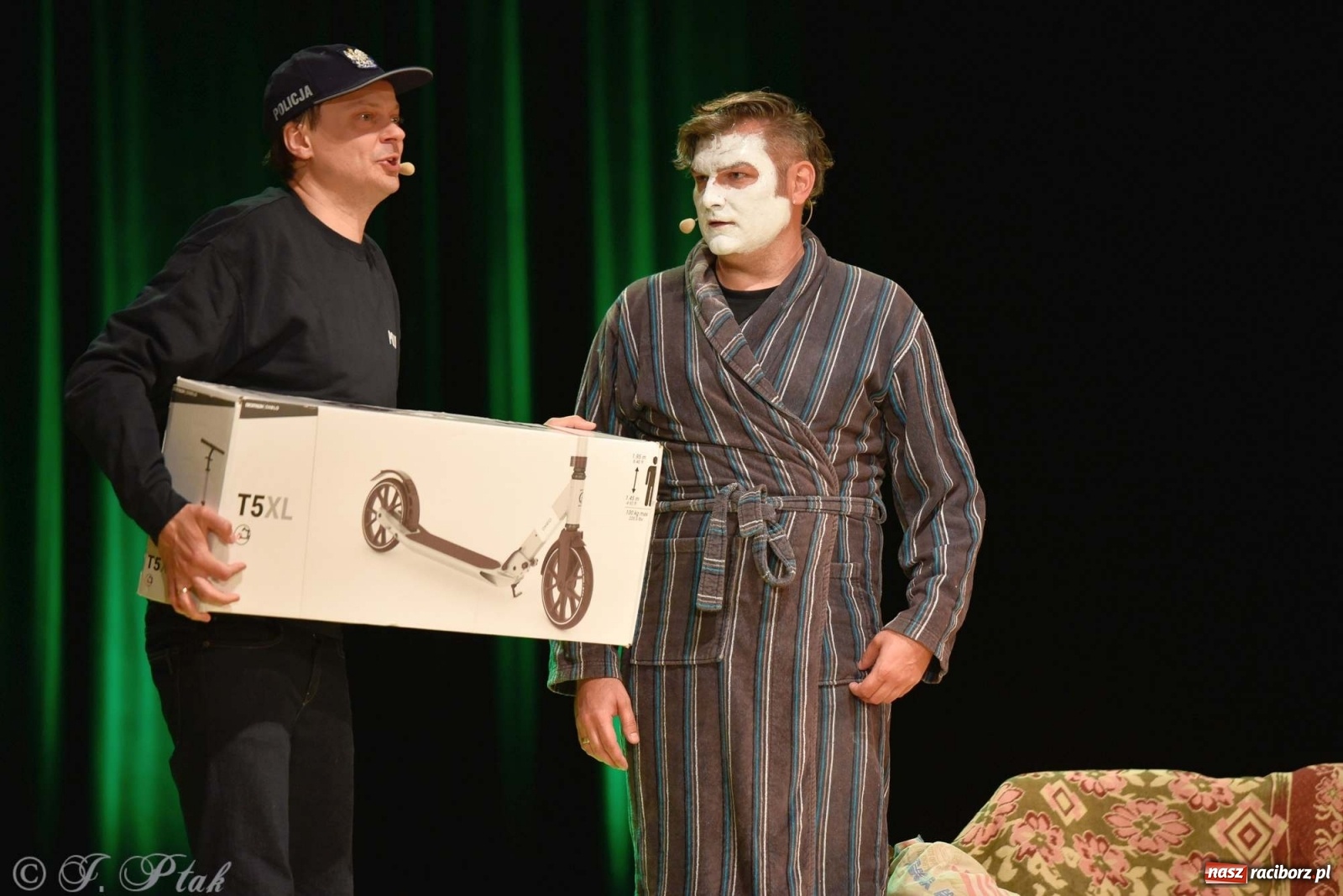 Zdjęcie w galerii na portalu naszraciborz.pl: Kabaret Smile z nowym programem w Raciborzu wiadomości z regionu