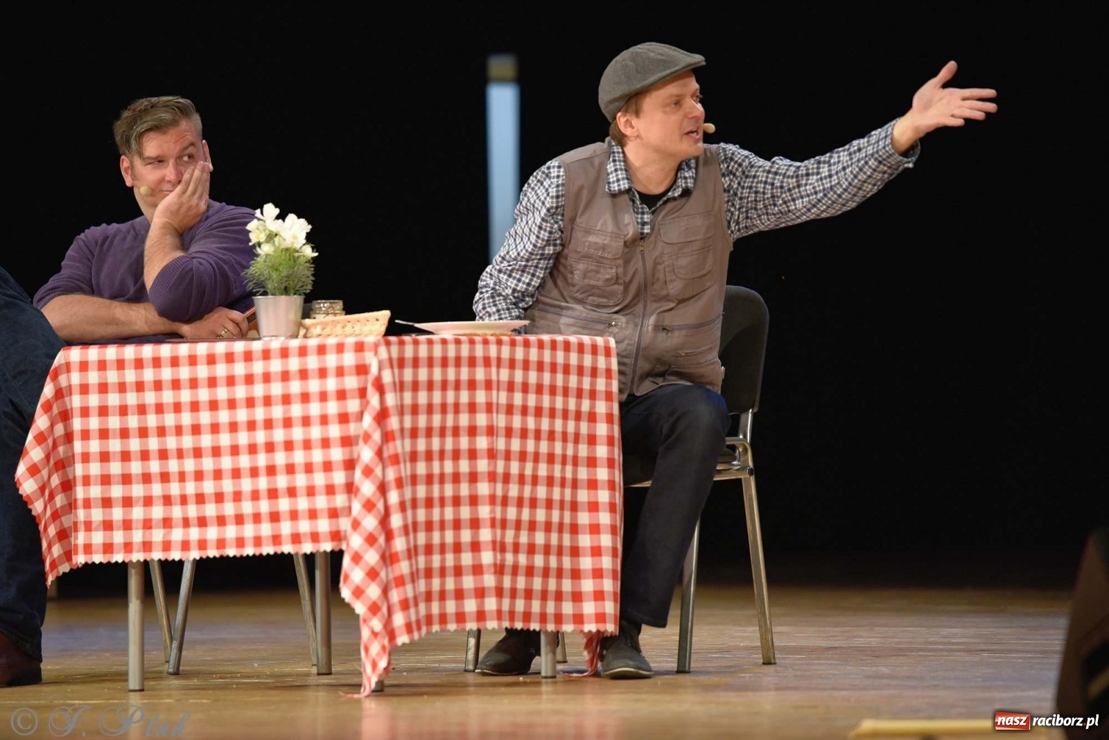 Zdjęcie w galerii na portalu naszraciborz.pl: Kabaret Smile z nowym programem w Raciborzu wiadomości z regionu