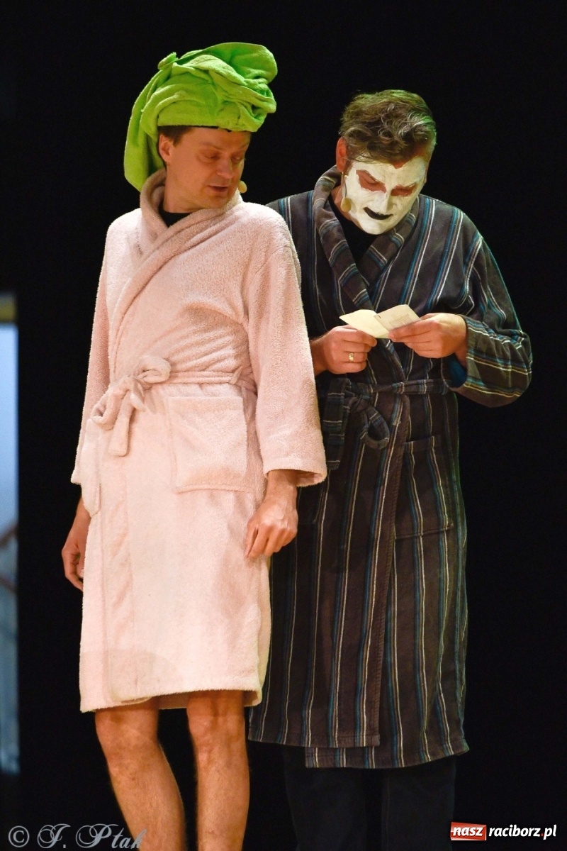 Zdjęcie w galerii na portalu naszraciborz.pl: Kabaret Smile z nowym programem w Raciborzu wiadomości z regionu