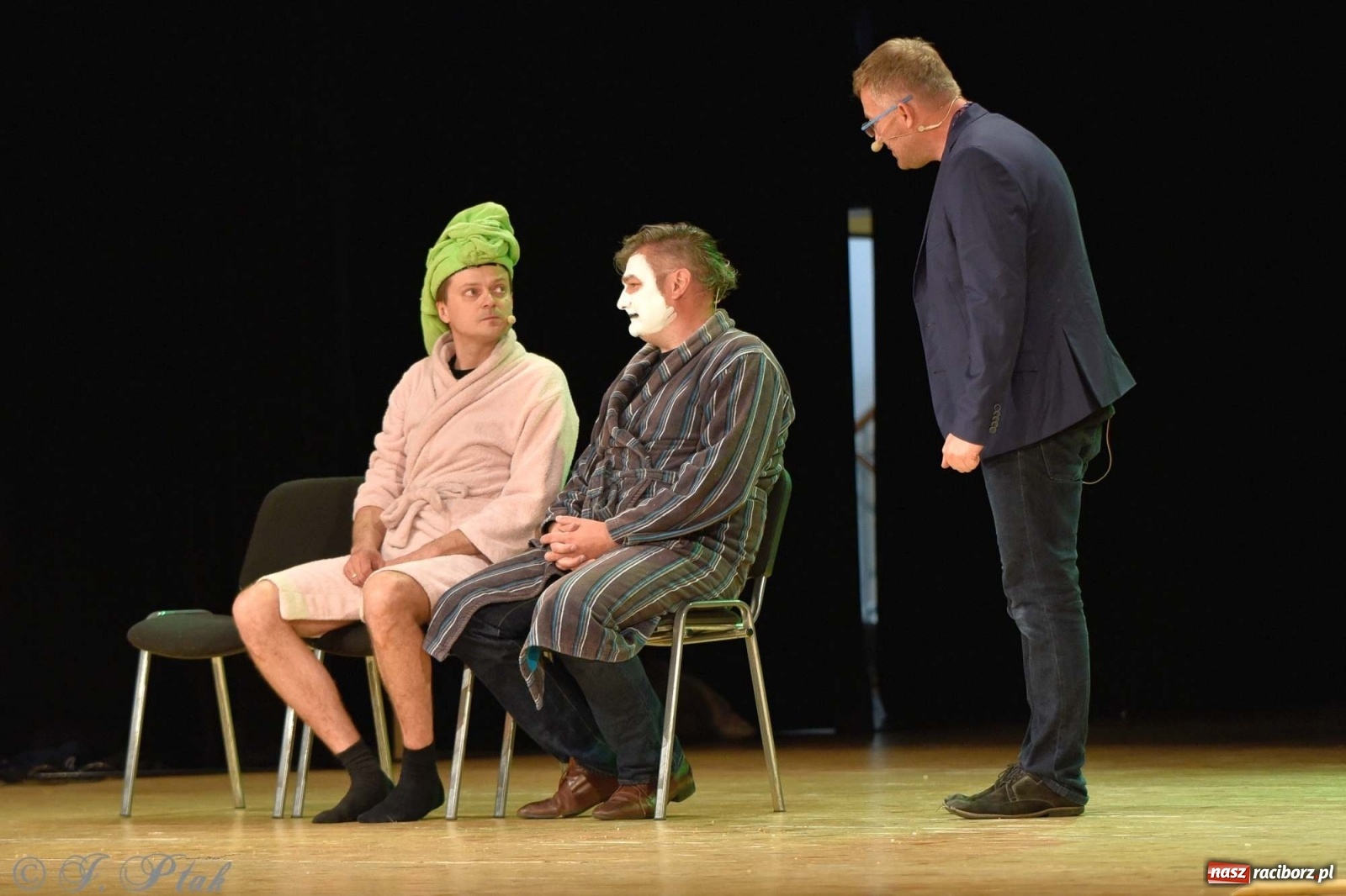 Zdjęcie w galerii na portalu naszraciborz.pl: Kabaret Smile z nowym programem w Raciborzu wiadomości z regionu