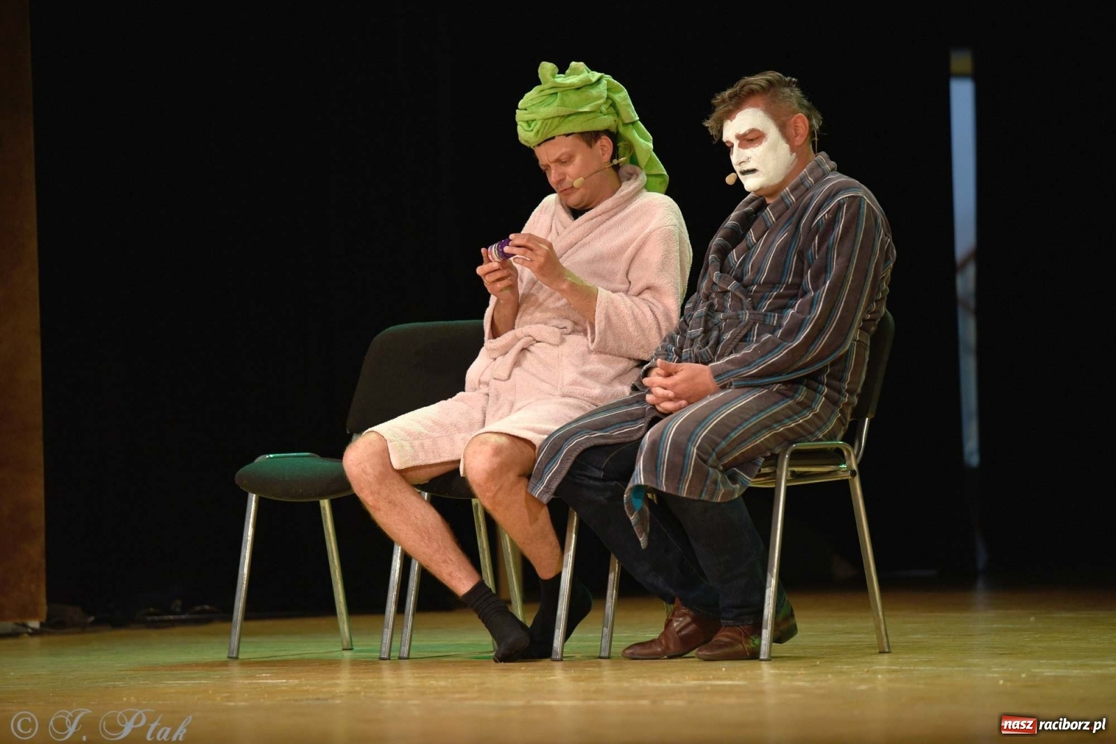 Zdjęcie w galerii na portalu naszraciborz.pl: Kabaret Smile z nowym programem w Raciborzu wiadomości z regionu